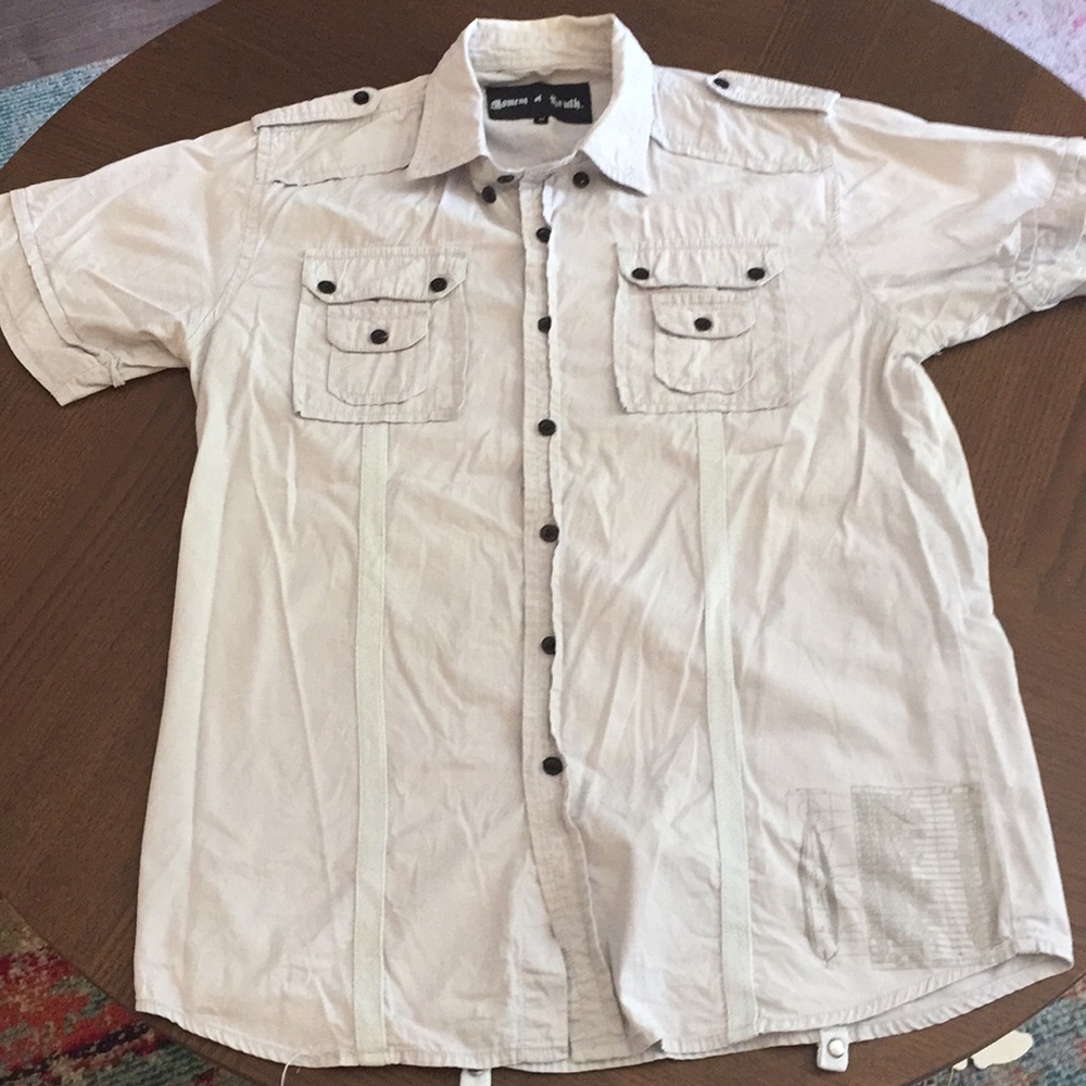 Moment of Truth button up. Men’s M. Light Grey